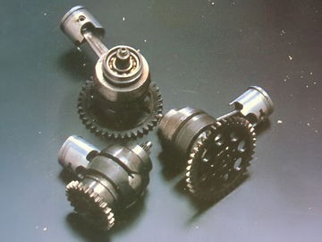 Motor Suzuki RP68 con mini-pistones, logra 380cv/litro.