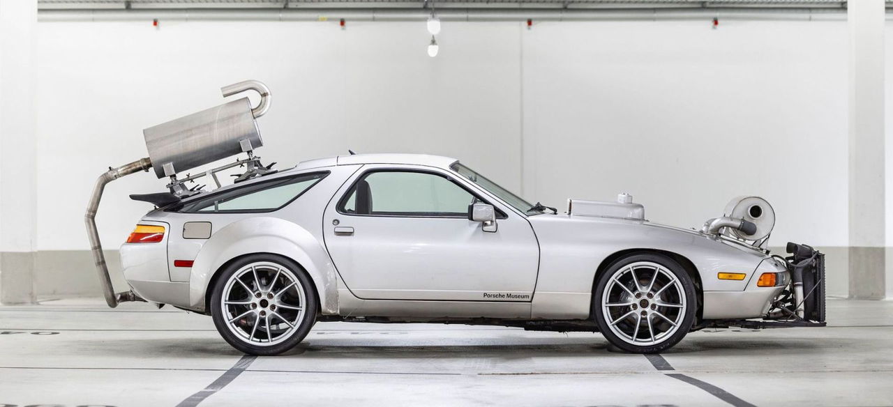 Porsche 928 modificado para reducir el ruido, usado en pruebas aeroacústicas.