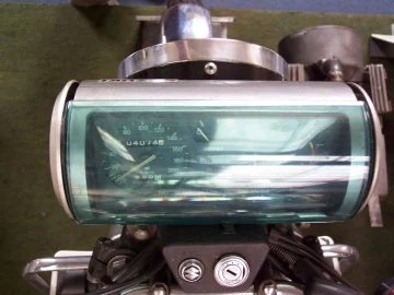 Vista del motor rotativo Wankel de la moto Suzuki RE5.