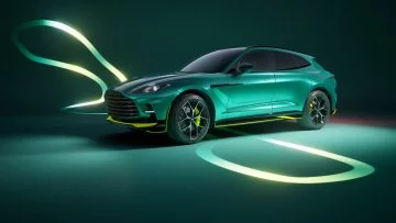 SUV Aston Martin DBX707, potencia y lujo al servicio de la familia