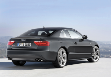 Audi S5, el coupé deportivo con V8 atmosférico y cambio manual.