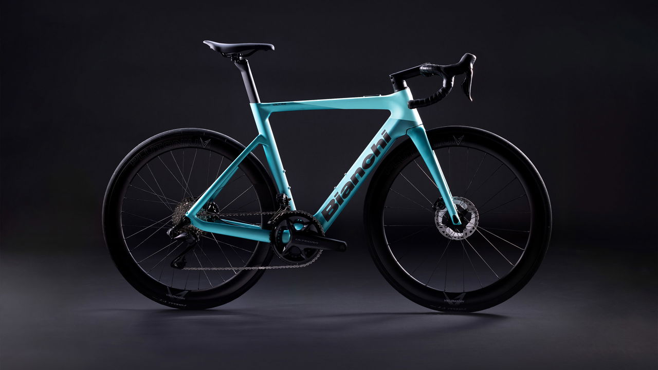 Ebike Bianchi de diseño vanguardista y peso pluma de solo 11 kg