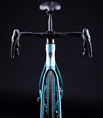 Bianchi e-Oltre: fusión de rendimiento y tecnología eléctrica en 11 kg