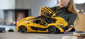 Réplica LEGO Technic del McLaren P1 con detalles impresionantes.