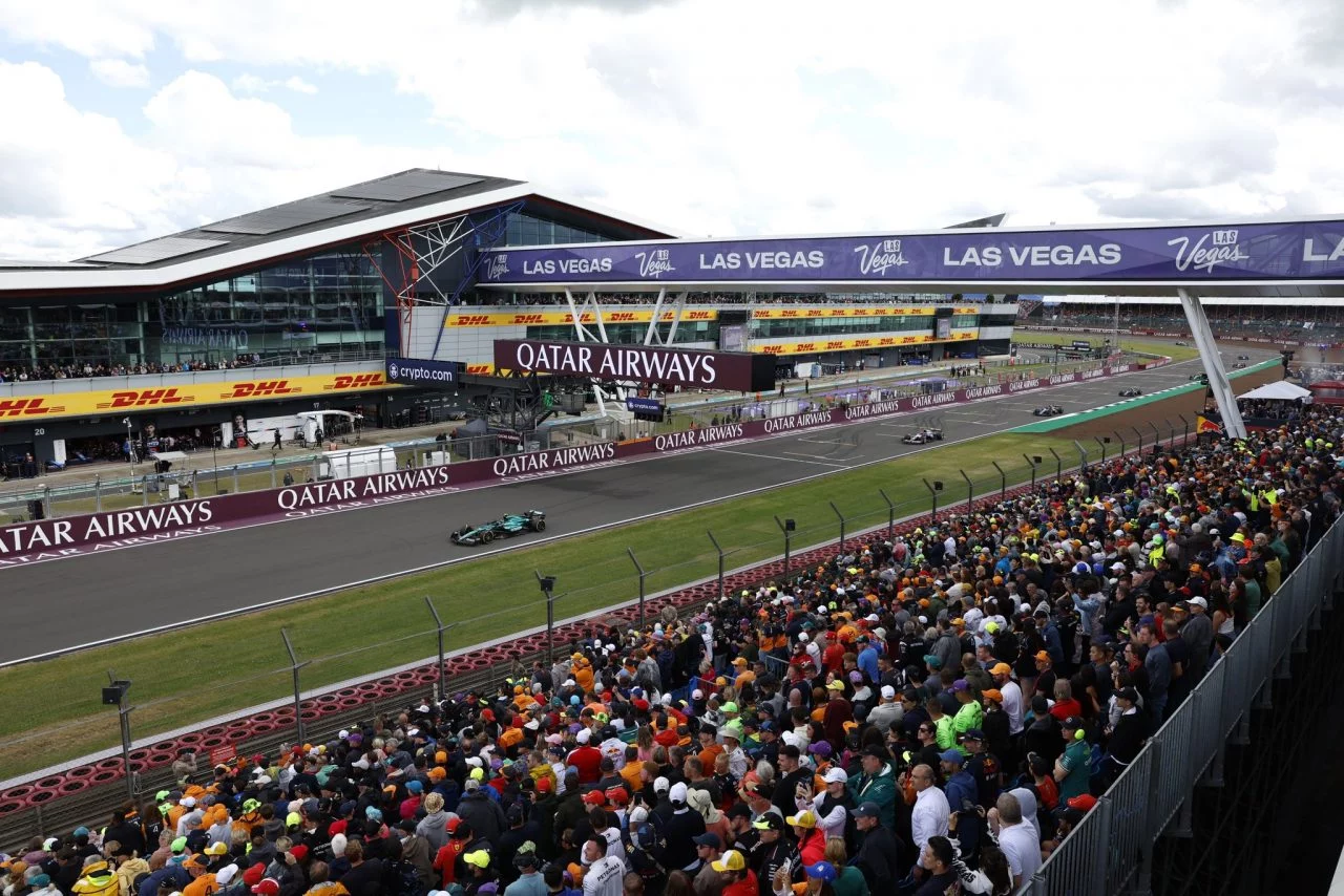 Hamilton conquista emocionante victoria en Silverstone