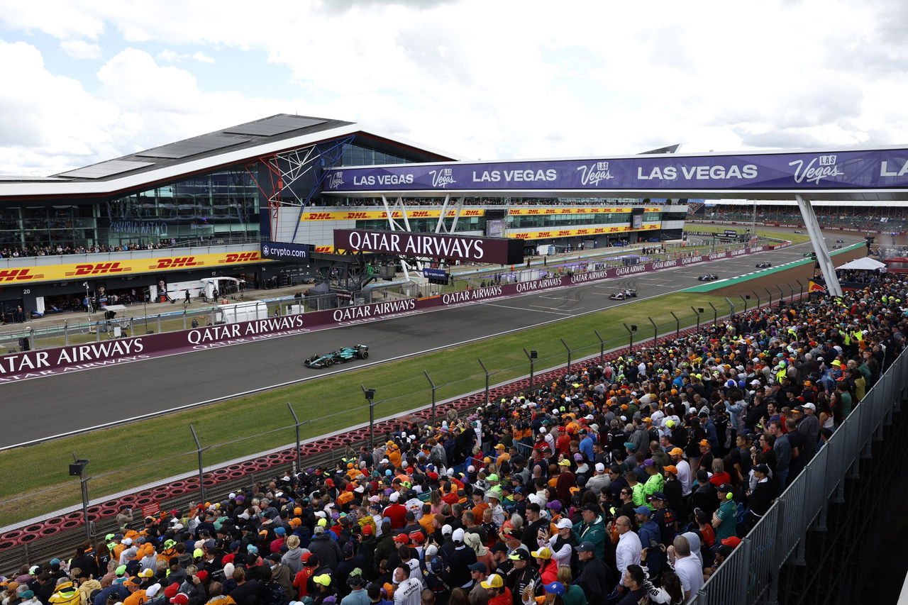 Hamilton conquista emocionante victoria en Silverstone