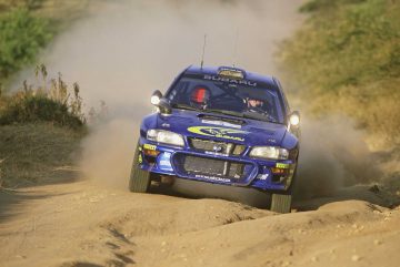 Subaru Impreza en acción durante el Safari Rally 2000