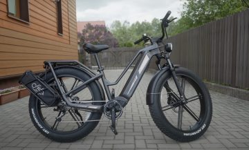 Revolutionary ebike boasting 400 km range, capable of overtaking urban traffic.