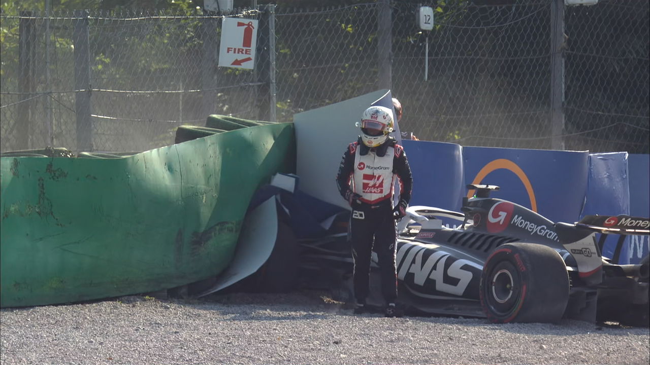 Lewis Hamilton lidera FP2 entre accidentes en Monza