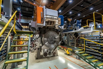 Vista del motor Wärtsilä 31SG con su impresionante capacidad de 13.000CV movido por hidrógeno.