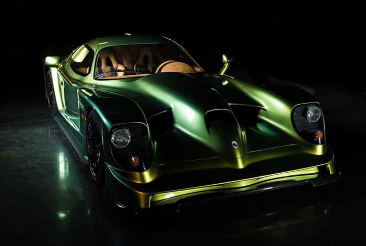 Panoz Esperante GTR-1 versión callejera, una joya de carreras homologada para asfalto.