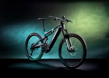 Ebike full equip diseño italiano, batería 750Wh y motor Bosch.