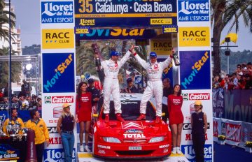 El Citroën Xsara Kit Car celebrando una victoria en rallye