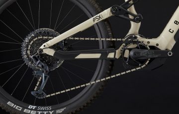 Ebike Commencal Meta Power SX con motor Bosch para competición 4x4