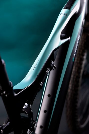 Ebike SUV Bianchi e-Vertic, diseño italiano, batería 750Wh, motor Bosch