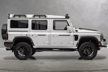 Vista lateral del INEOS Grenadier por Mansory, robustez y potencia en 4x4.