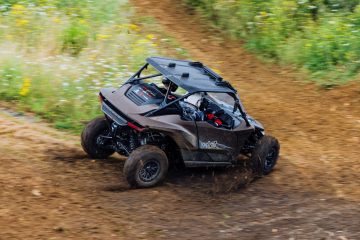 Lexus ROV 2024 en acción, dominando el terreno con su motor H2.