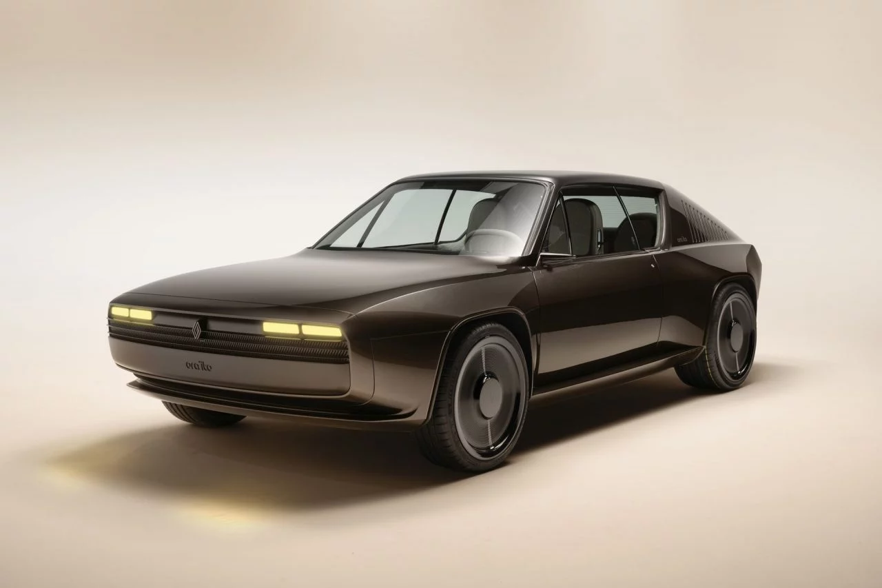 Renault reintroduce el clásico coupé con líneas modernizadas y estilo retro.