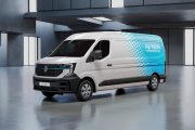 La Renault Master H2 promete revolucionar el transporte con su autonomía de 700 km y recargas en 5 min.