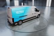 Vista lateral de la Renault Master H2, promete revolucionar la logística urbana.