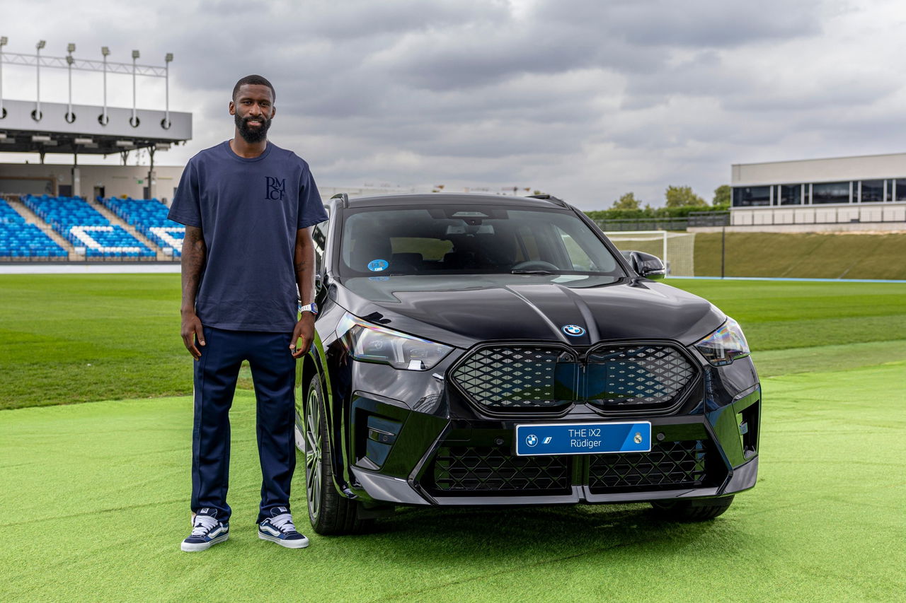 El eléctrico 4x4 de Vinicius presume de 659 CV y amplia autonomía de 559 km.