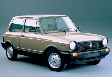 Vista lateral del Autobianchi A112 Elite Serie VII en estudio.