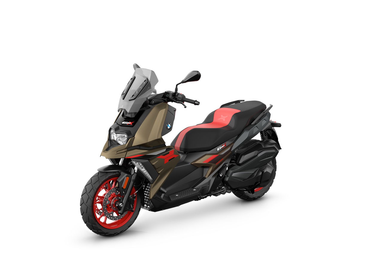 Scooter BMW C 400 X, diseño dinámico y prestaciones urbanas