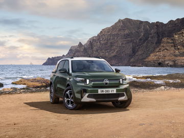 Citroën C3 Aircross, SUV económico con diseño robusto y versátil.