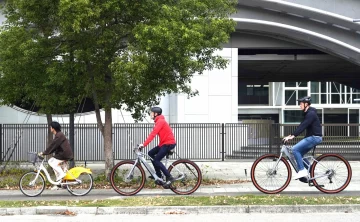 La ebike de Shaquille O'Neal con ruedas de 36 pulgadas y motor Bosch.