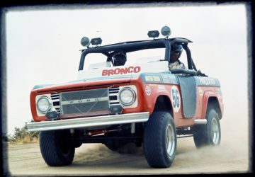 Ford Bronco Stroppe, un icono 4x4 imparable en cualquier terreno.