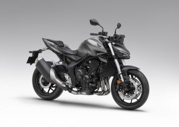 La nueva CB1000R Hornet redefine la elegancia en su categoría, con líneas agresivas y deportivas.