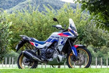 Honda Transalp SP 2025, versatilidad y robustez en un diseño renovado.