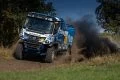 Un Kamaz Master avanza con fuerza por la ruta del Rally Silk Way.