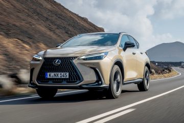 Versión todoterreno del Lexus NX con aspecto robusto y líneas modernas.