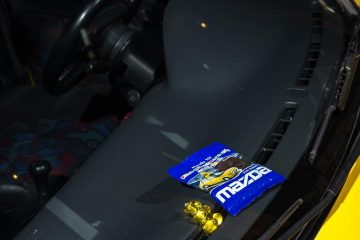 Edición especial Mazda-Haribo con etiqueta conmemorativa.