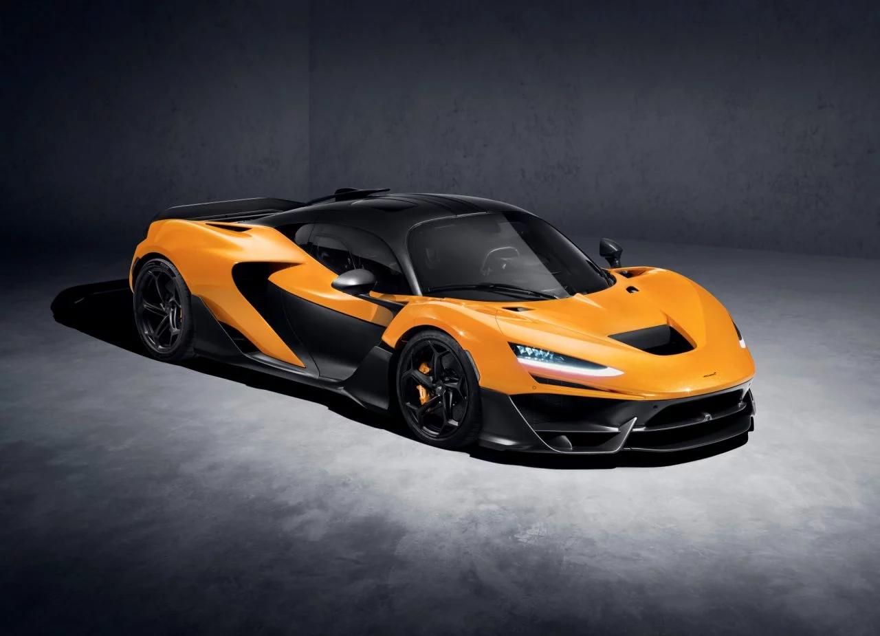 El McLaren W1 se presenta como un Hypercar con estética F1 y potencia descomunal.