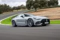 Mercedes-AMG GT 63 en movimiento, mostrando su poderío estético y técnico