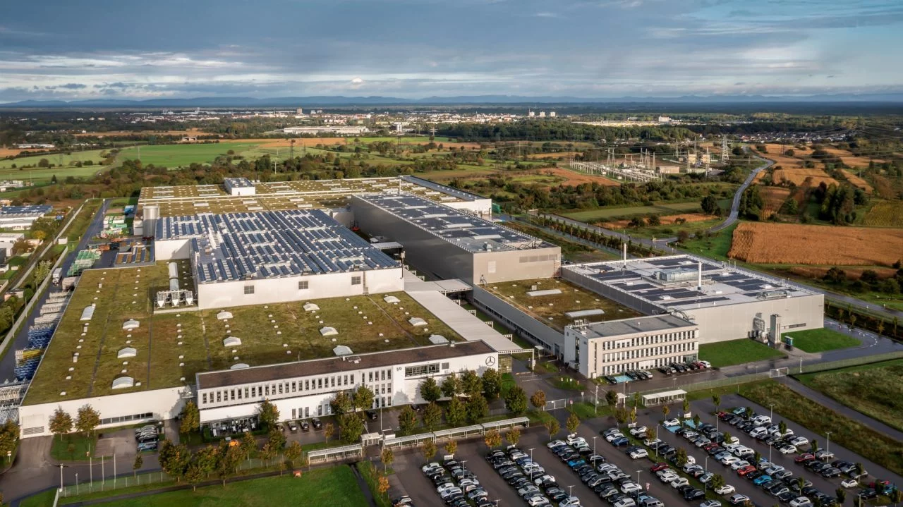 Vista aérea de la planta de reciclaje de baterías de Mercedes.