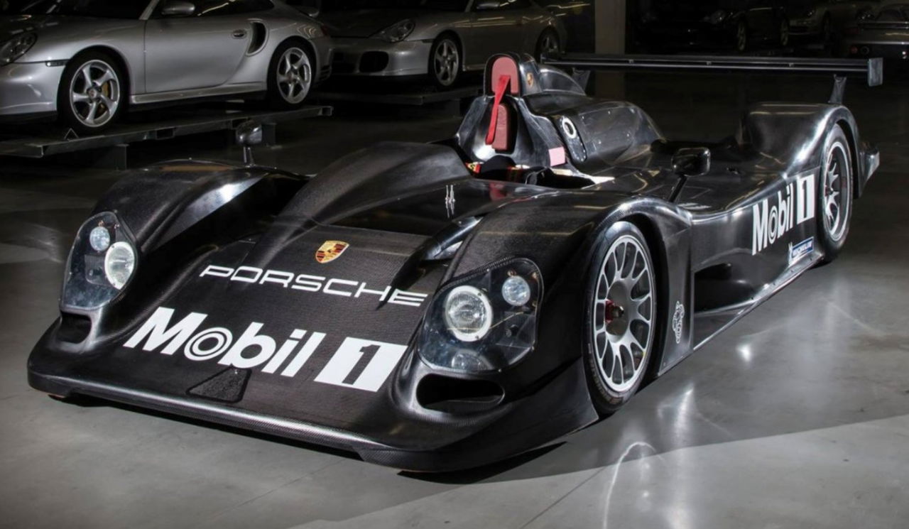 Vista lateral del Porsche LMP2000, prototipo de Le Mans con motor V10