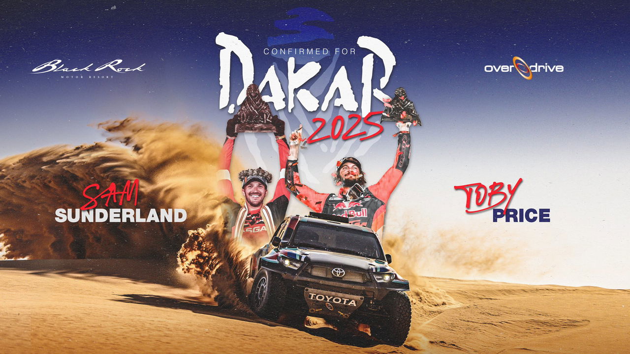 Toby Price y Sam Sunderland al lado de su coche para el Dakar 2025.