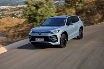 Volkswagen Tayron 2025, el SUV familiar con diseño robusto y elegante.