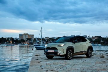 Toyota Yaris Cross Hybrid en acabado Urban Khaki