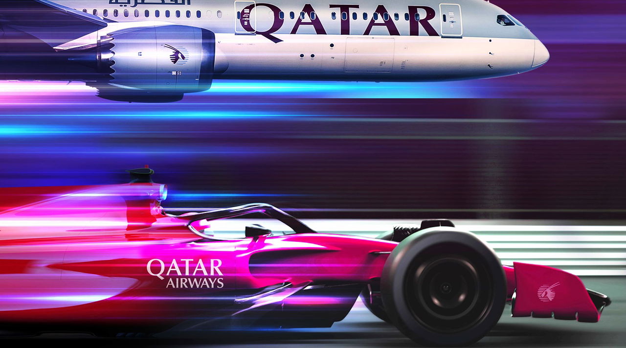 Audi F1 compitiendo con fondo de Qatar Airways.