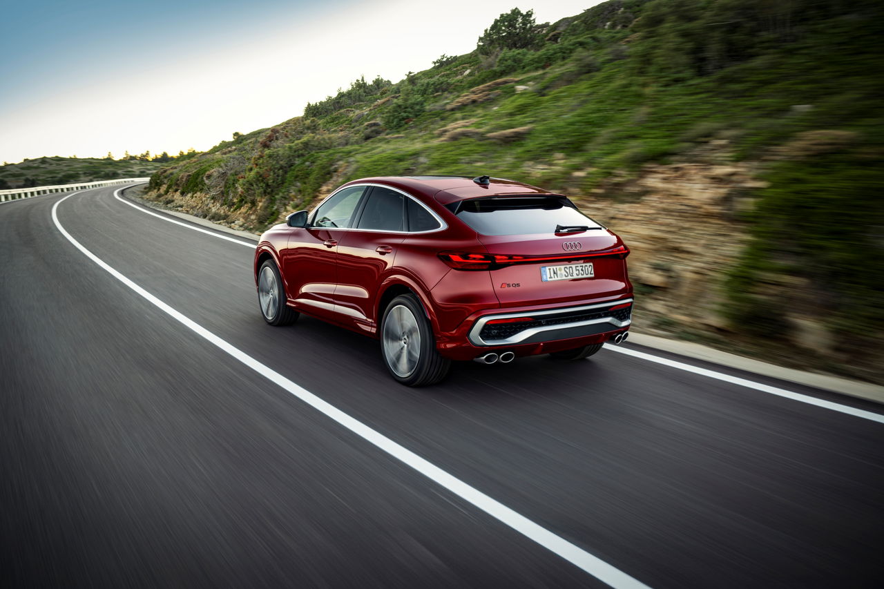 Primeras imágenes del Audi Q5 Sportback, un SUV que combina dinamismo y ecoeficiencia.