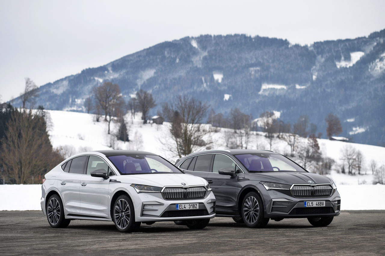 El Skoda Enyaq 2024 destaca por su diseño polivalente y espacioso.