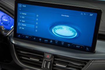 Pantalla central del Ford Focus Active Sportbreak, con interfaz moderna y funcional.