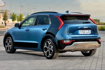 El Kia Niro ofrece un diseño atractivo y versátil, ideal para un SUV híbrido.