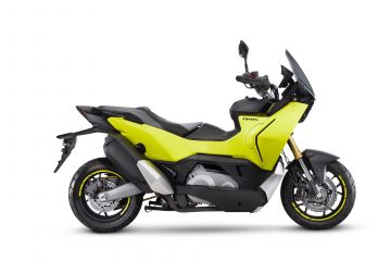 La Kymco CV R5 combina diseño moderno y funcionalidad para la aventura urbana.