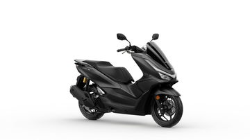 La renovada Honda PCX 2025 destaca por su disco de freno trasero y accesorios actualizados.