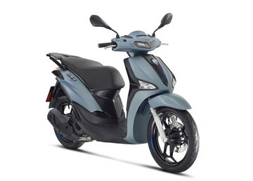 El Piaggio Liberty 125 S 2025 destaca por su diseño moderno y eficiente. Ideal para la ciudad.